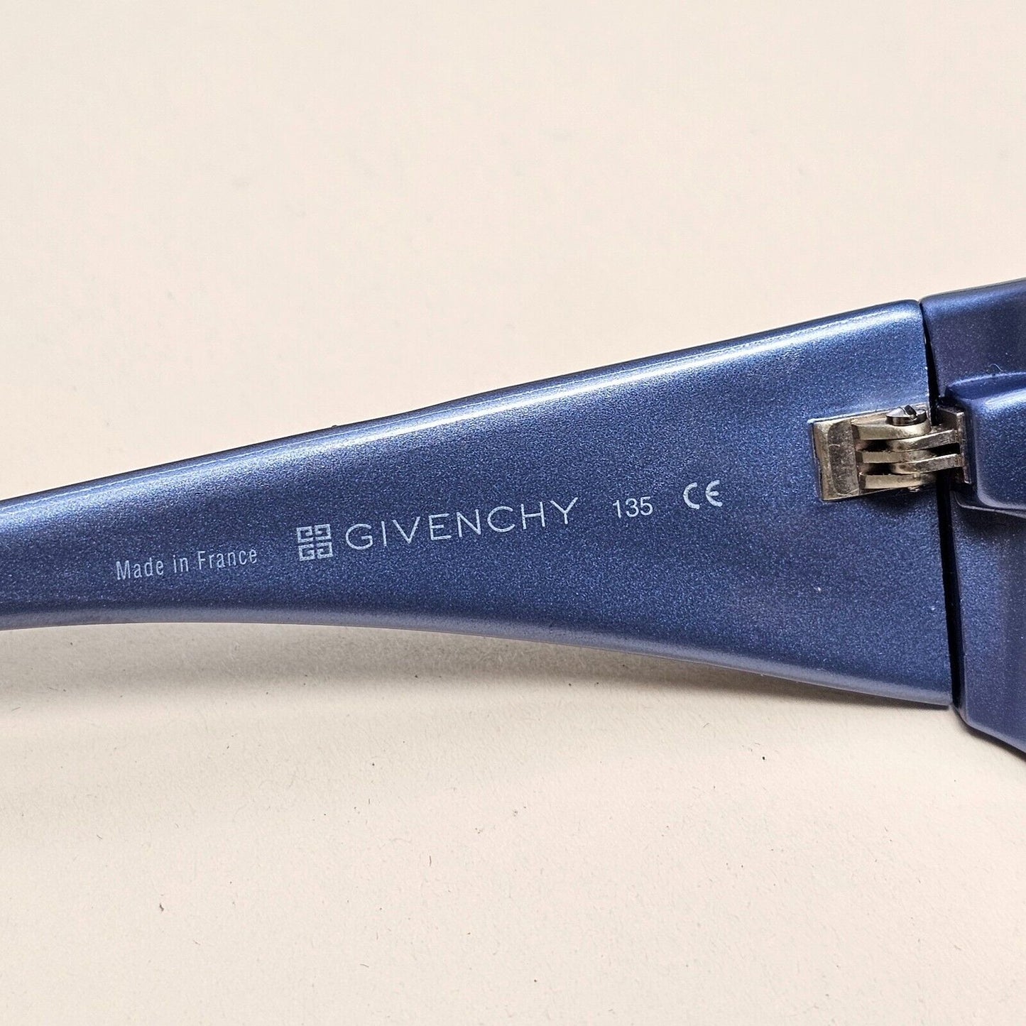 Givenchy Sunglasses 2005 Vintage Black Rectangle Unisex 2504 001 52mm 021124