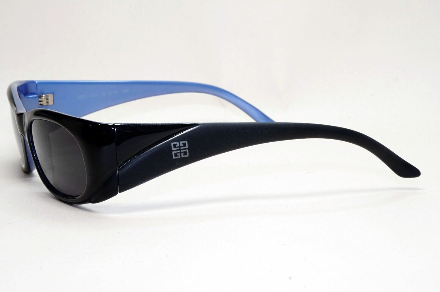 Givenchy Sunglasses 2005 Vintage Black Rectangle Unisex 2504 001 52mm 021124