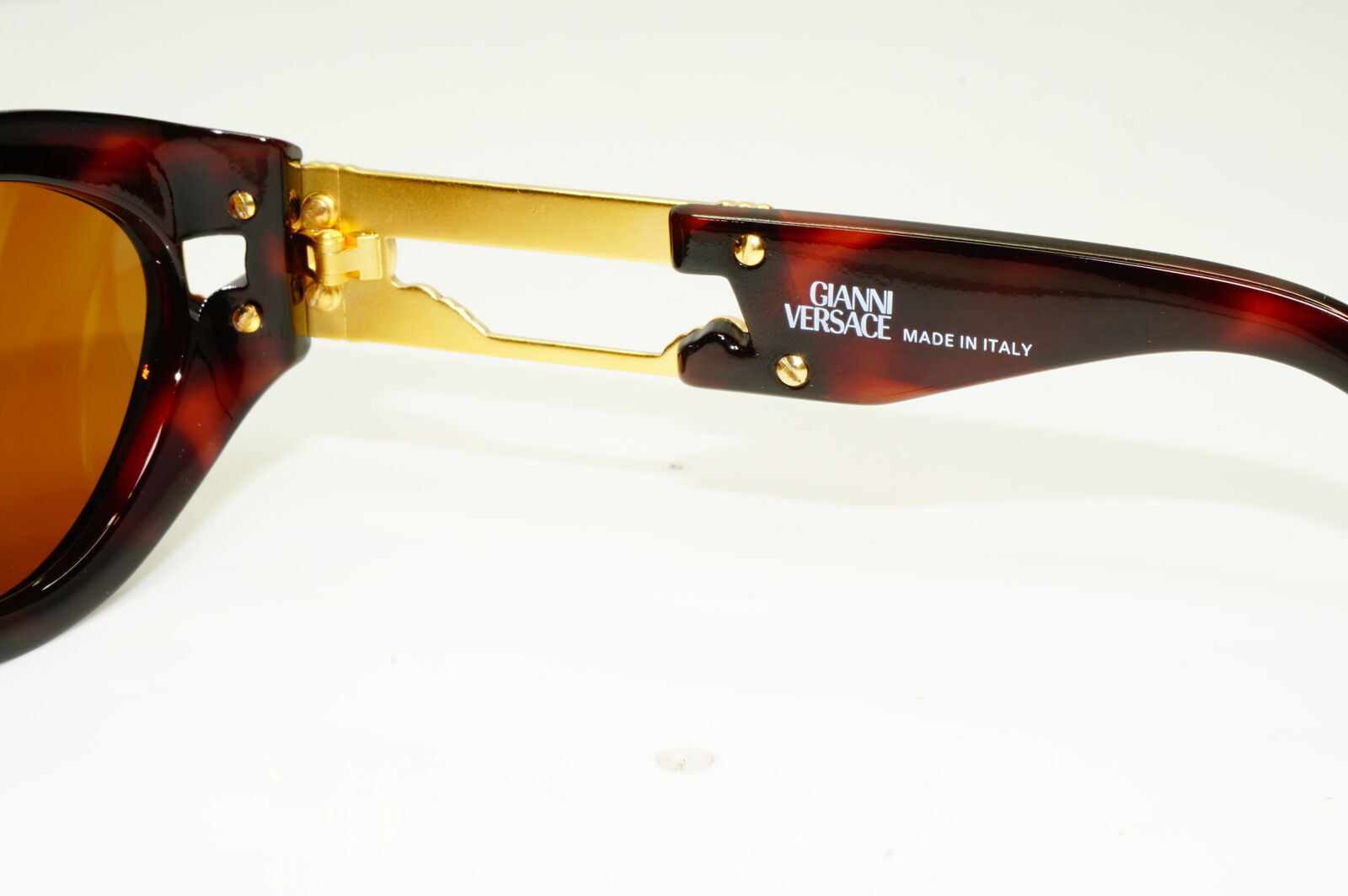 Gianni Versace 1996 Mens Vintage Gold Medusa Biggie Sunglasses MOD 488 COL 900
