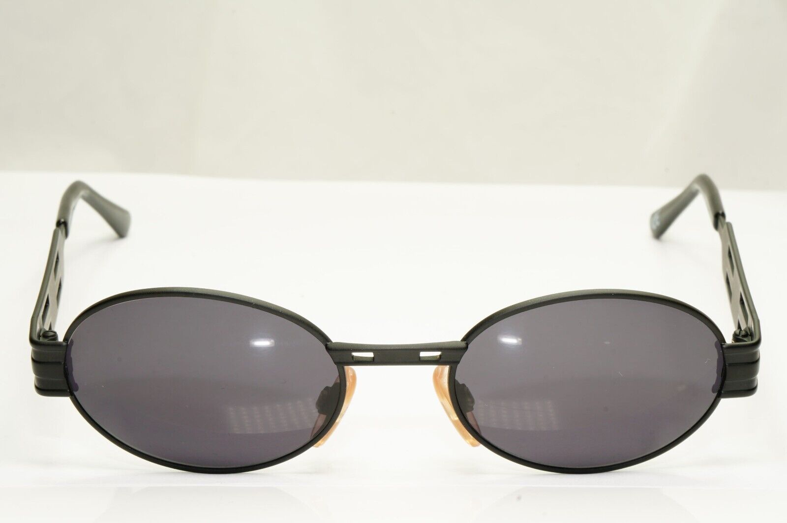 Versus 1996 by Gianni Versace Vintage Matte Black Sunglasses MOD R06 COL 09M