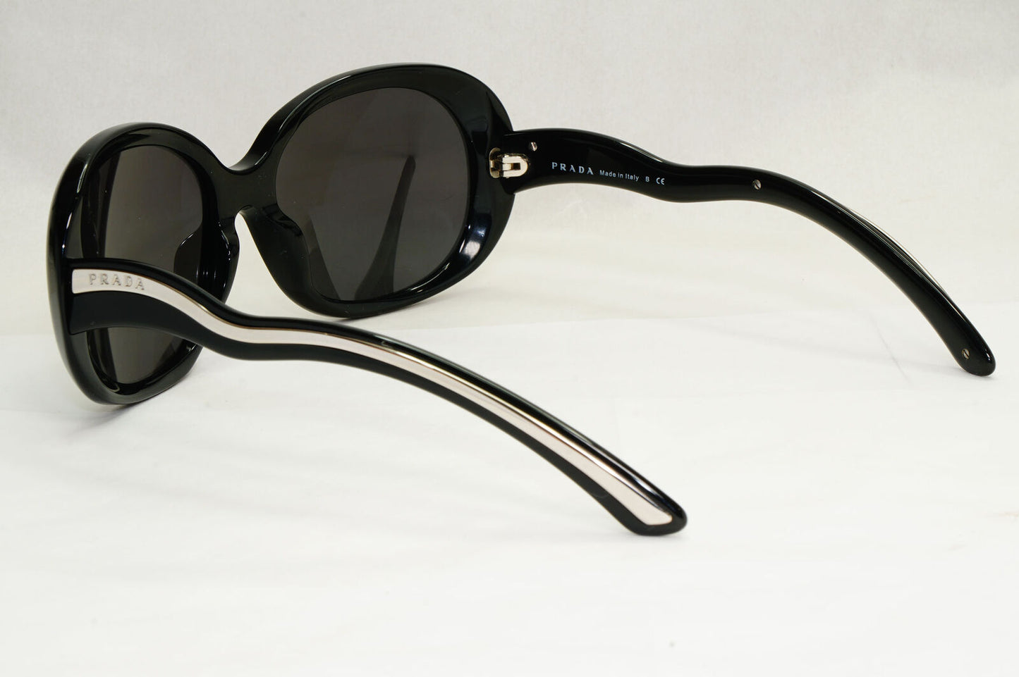 Prada Sunglasses 2010 Vintage Silver Wave Square PR08LS SPR 08L 1AB-1A1 060324