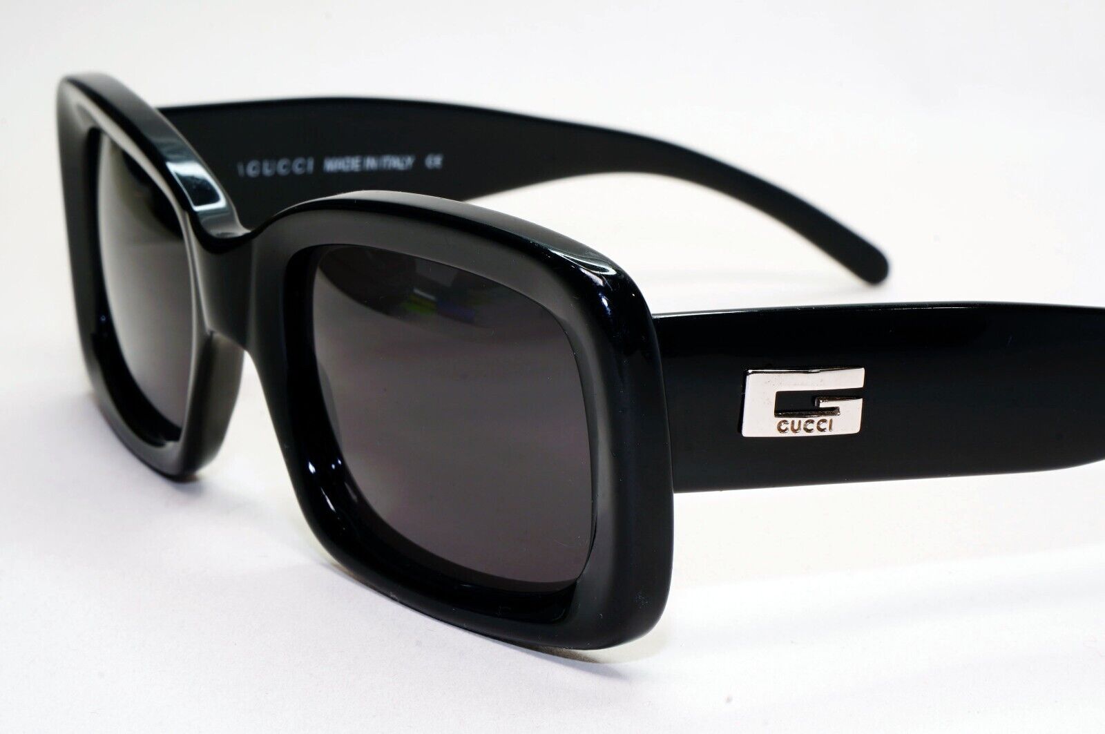 Gucci Sunglasses 1996 Vintage Black Square Retro GG 2407/N/S 807 51mm 230924
