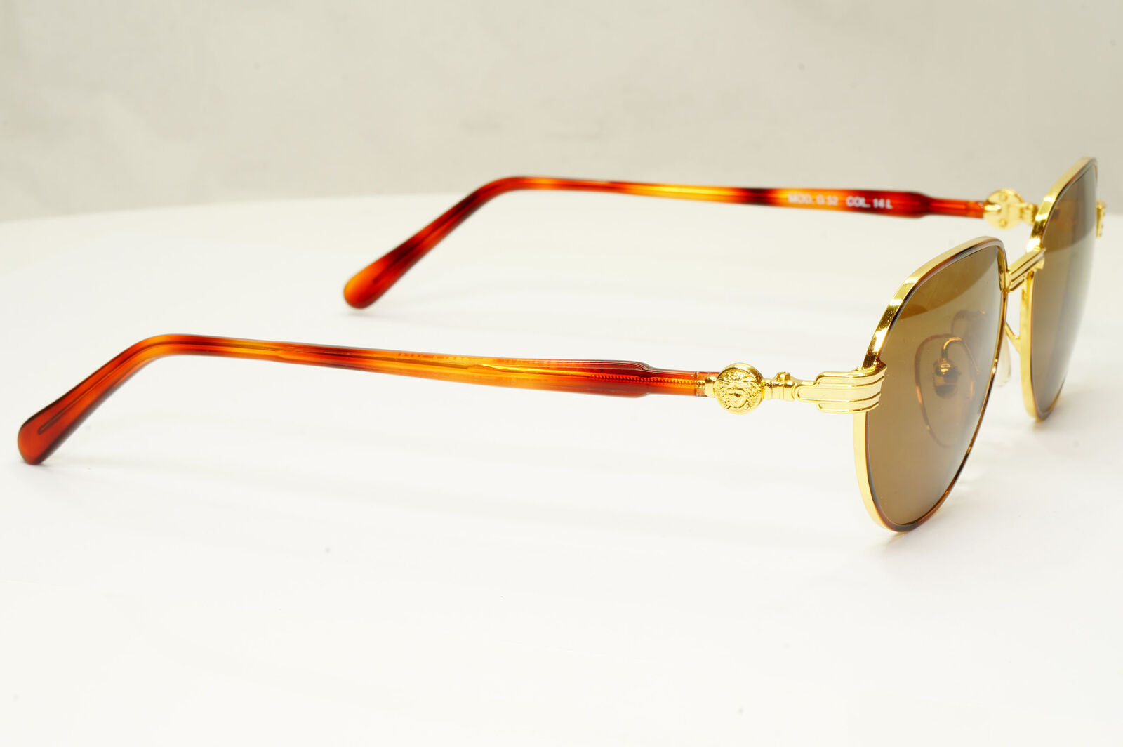 Gianni Versace 1995 Vintage Gold Medusa Unisex Brown Sunglasses MOD G52 COL 14L