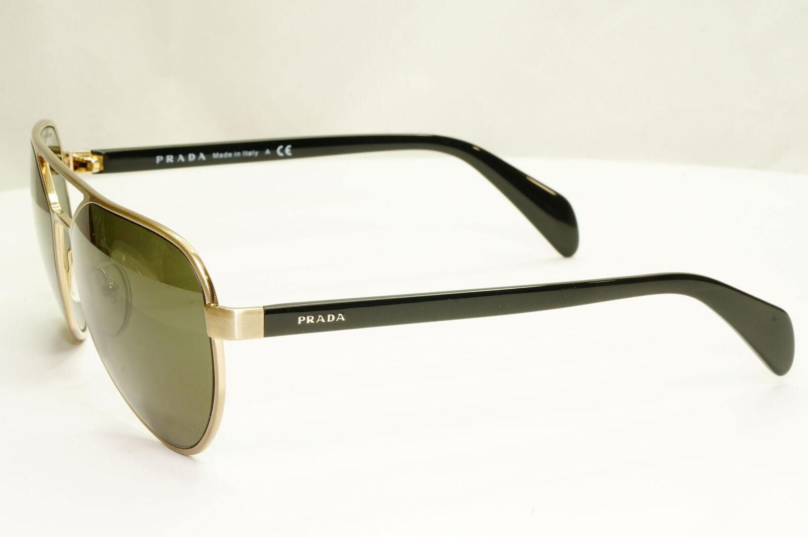 Prada Gold Black Pilot Sunglasses Green Mens Fashion PR55RS SPR 55R MA1-0A7
