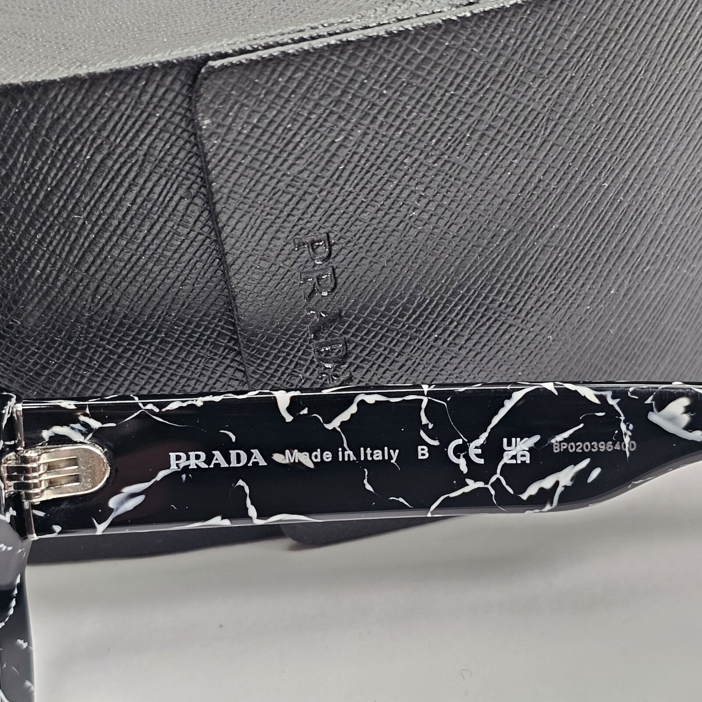 Prada Sunglasses Black Marble Lightning Grey PR01YS SPR 01Y 09V-5S0 270124