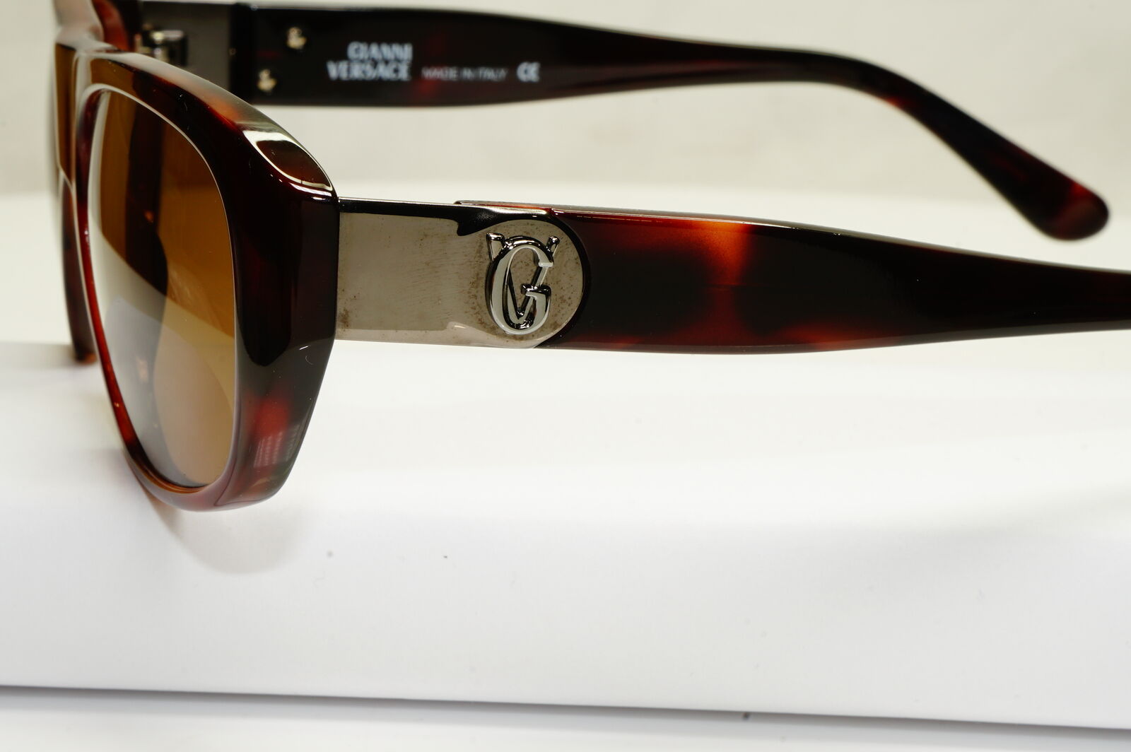 Gianni Versace 1996 Mens Vintage Brown Square Sunglasses GV MOD 464/M COL 900