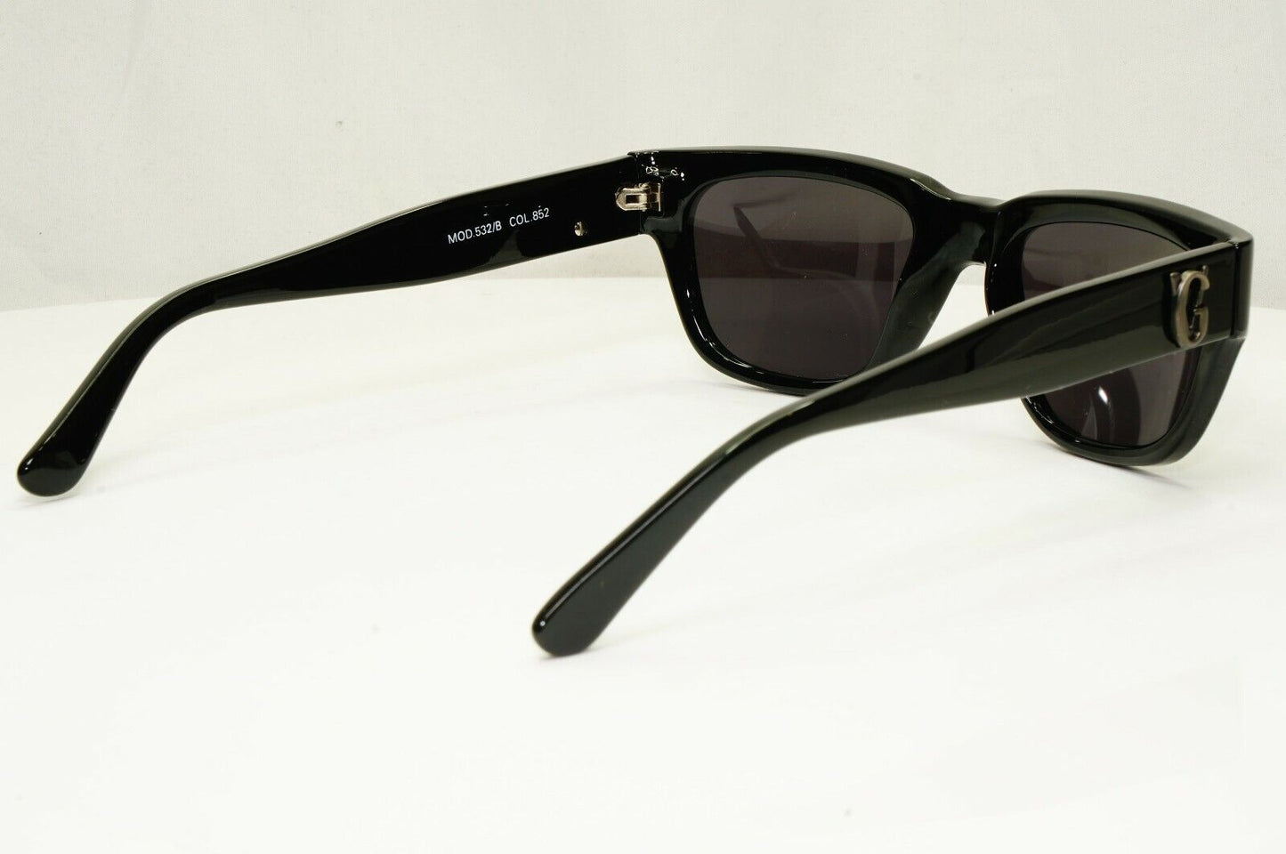Gianni Versace 1996 Mens Vintage Black Square Sunglasses GV MOD 532/B COL 852