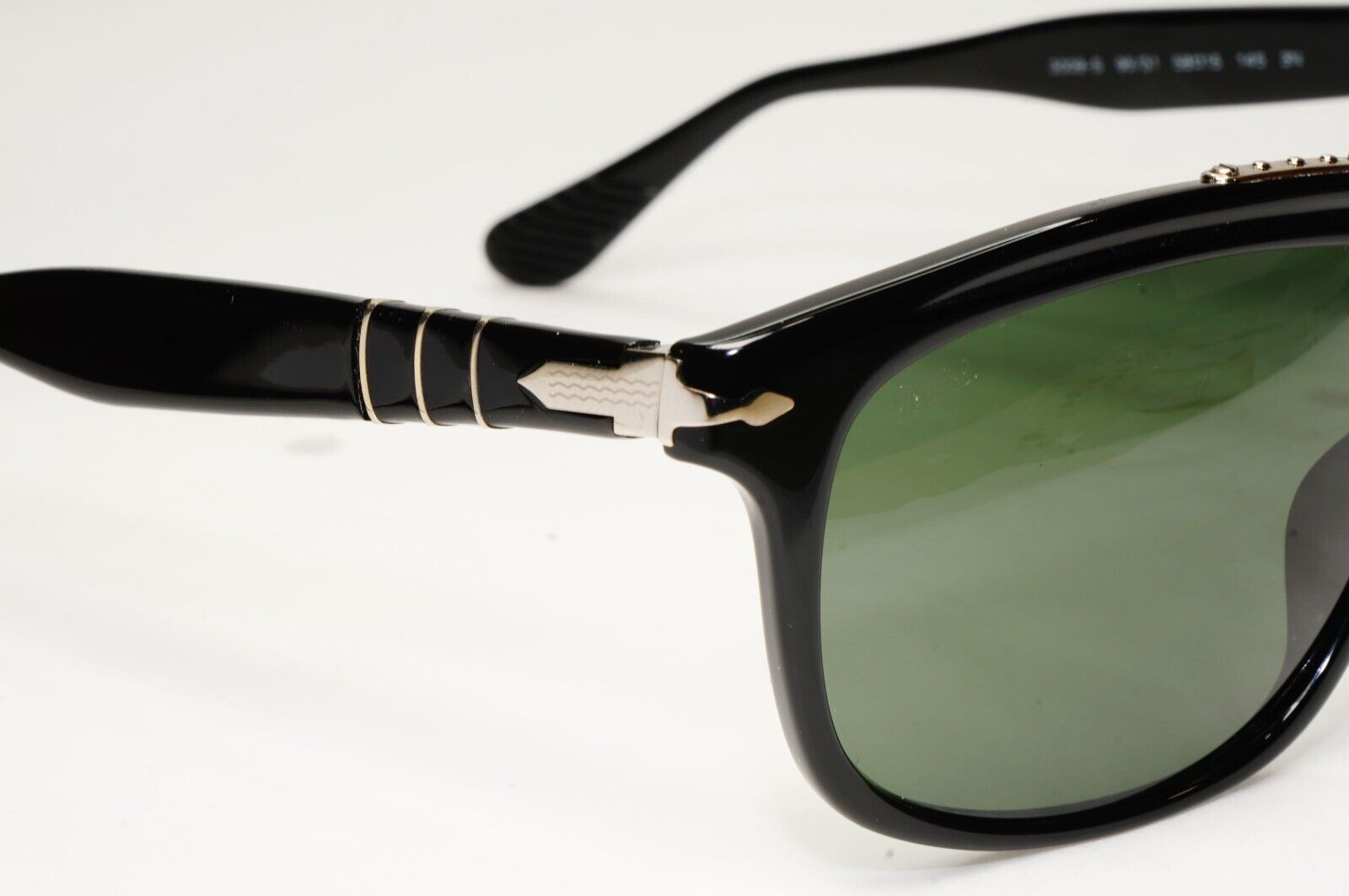 Persol Sunglasses 2011 Roadster Black Silver Glossy Green Lens 3009-S 95/31 58mm