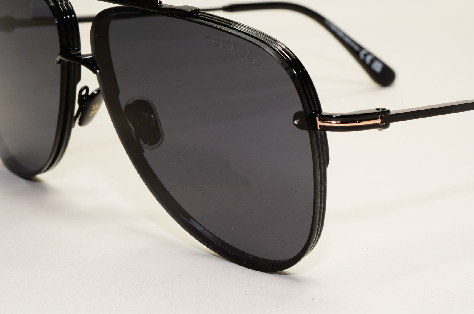 Tom Ford Sunglasses Black Glossy Metal Pilot Leon FT1071 TF 1071 01A 62mm [a]
