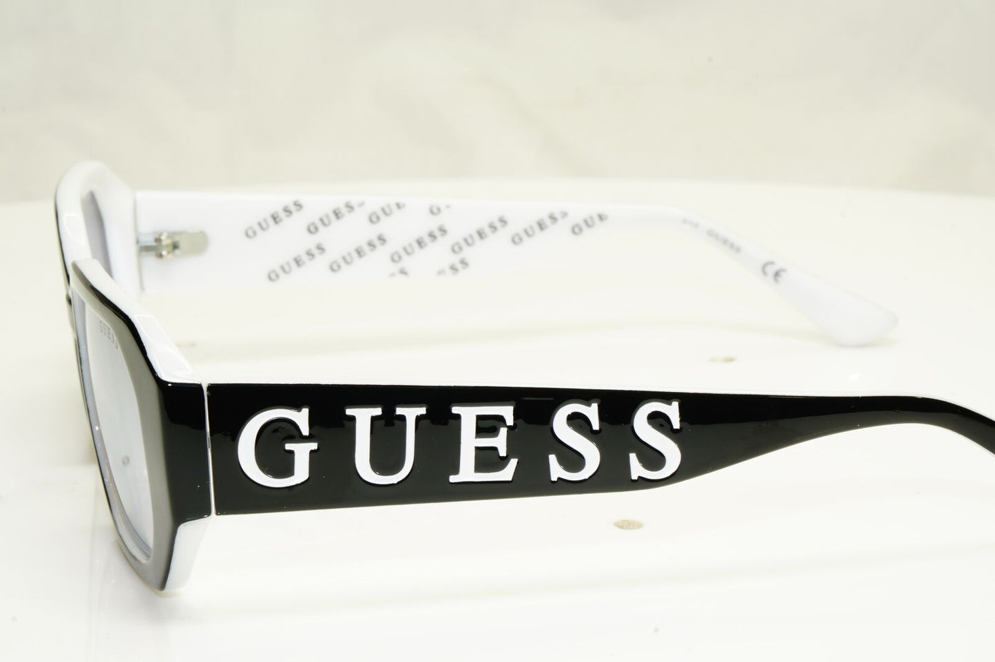 Authentic Guess Womens Black Silver Rectangle Big Logo Sunglasses GU 7694 01C