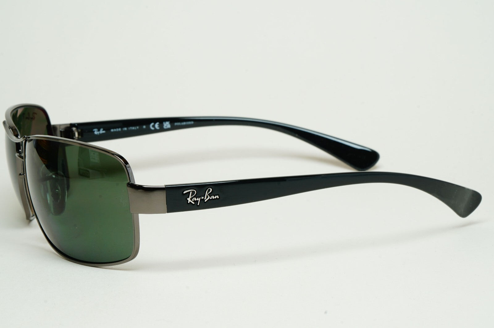 Ray-Ban Sunglasses Polarized Dark Green Gunmetal Wrap Navigator RB 3379 004/58
