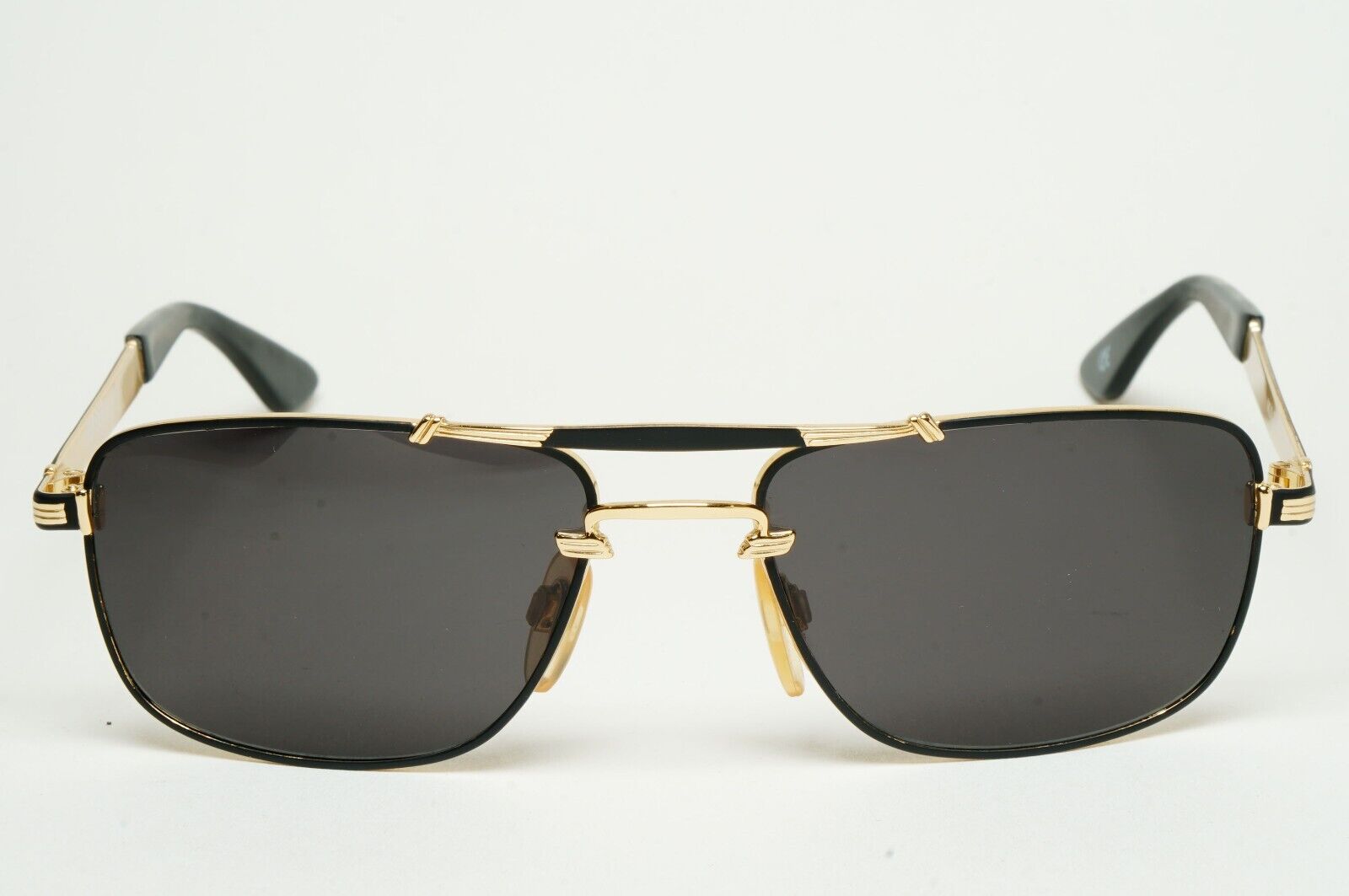 Versus Sunglasses 1996 by Gianni Versace Vintage Navigator Gold MOD F04 COL 33M