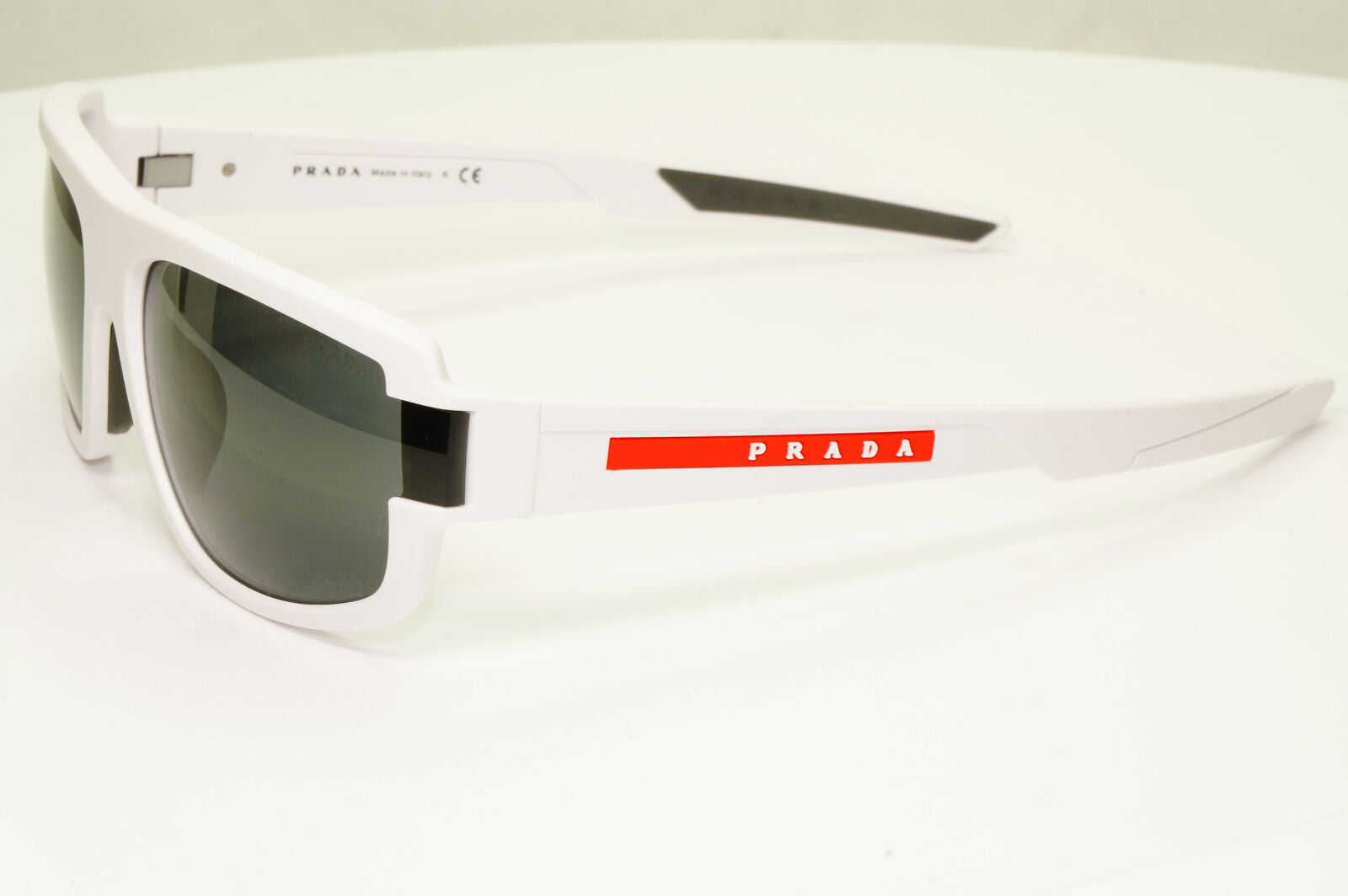 Prada White Black Sunglasses Mens Rectangle Red Stripe SPS 03W F PS03WFS TWK-06F