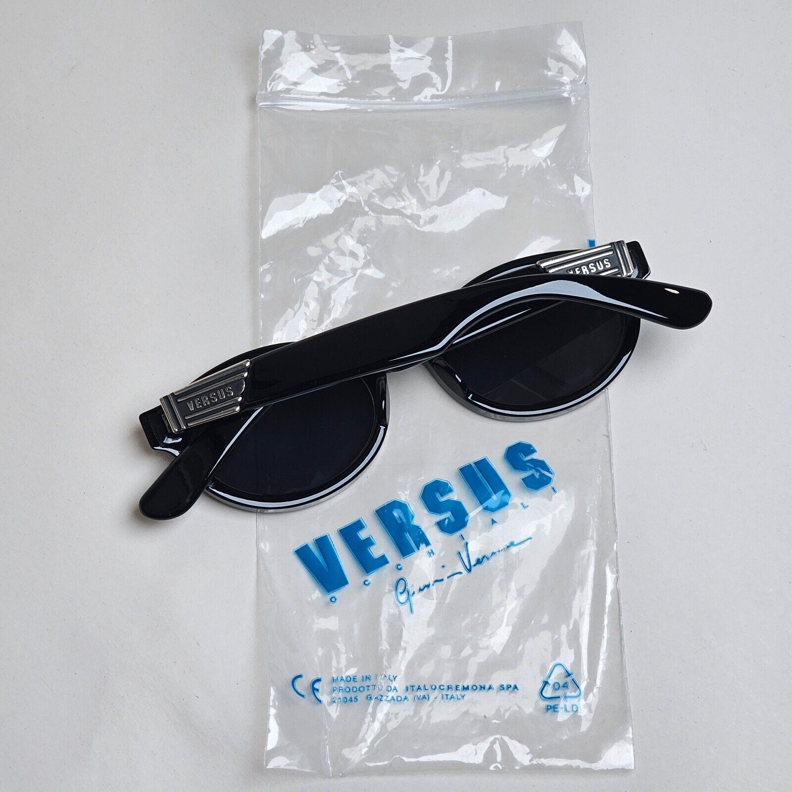 Versus Sunglasses 1996 by Gianni Versace Vintage Black Grey MOD EZ9 COL 852