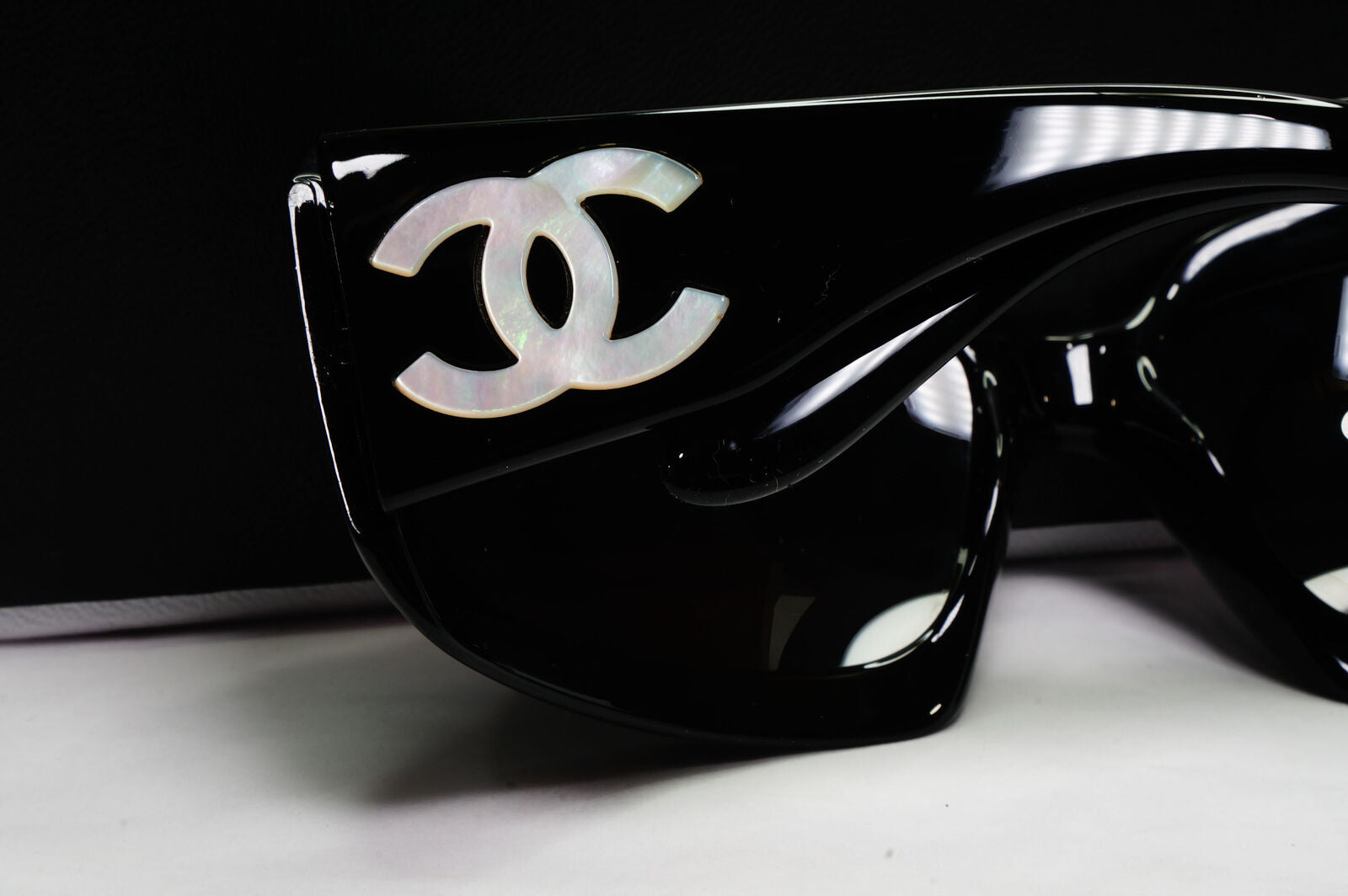 Chanel Sunglasses Mother of Pearl Vintage 2006 Black 5076-H c.501/87 120124