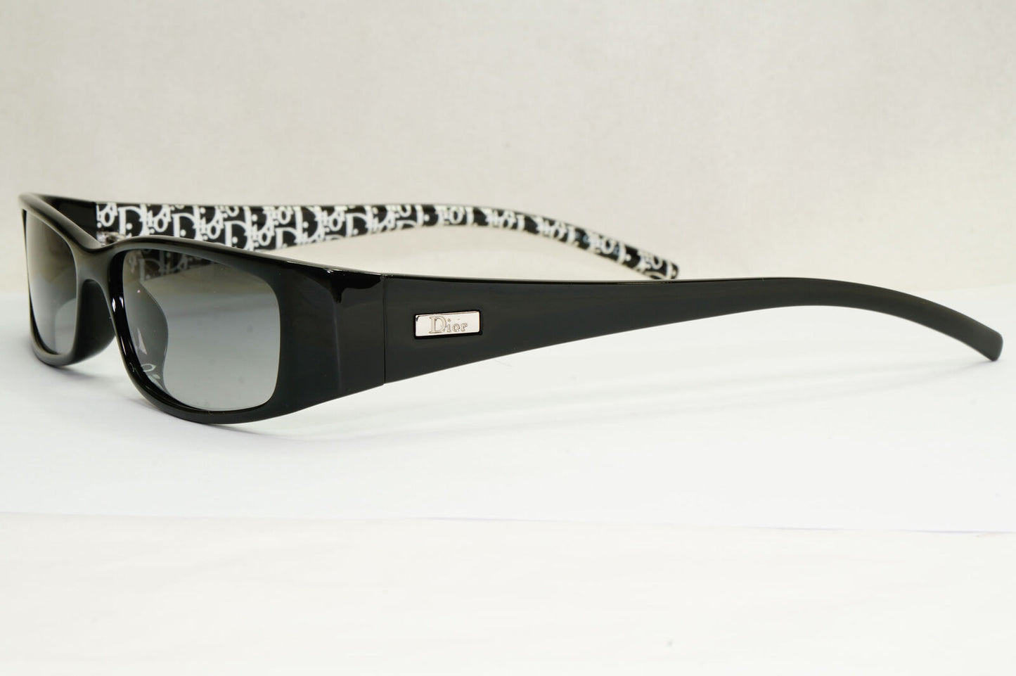 Dior Sunglasses 2004 Vintage Rectangle Black Grey Slim Small Thursday 5K3 180224