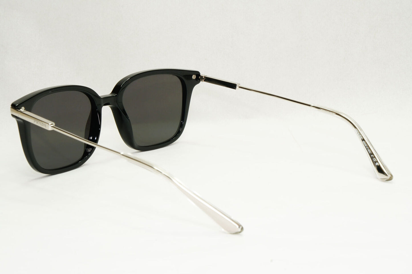 Prada Sunglasses Black Silver Square Glossy Fashion PR04ZV VPR 04Z 1AB-1O1 50mm