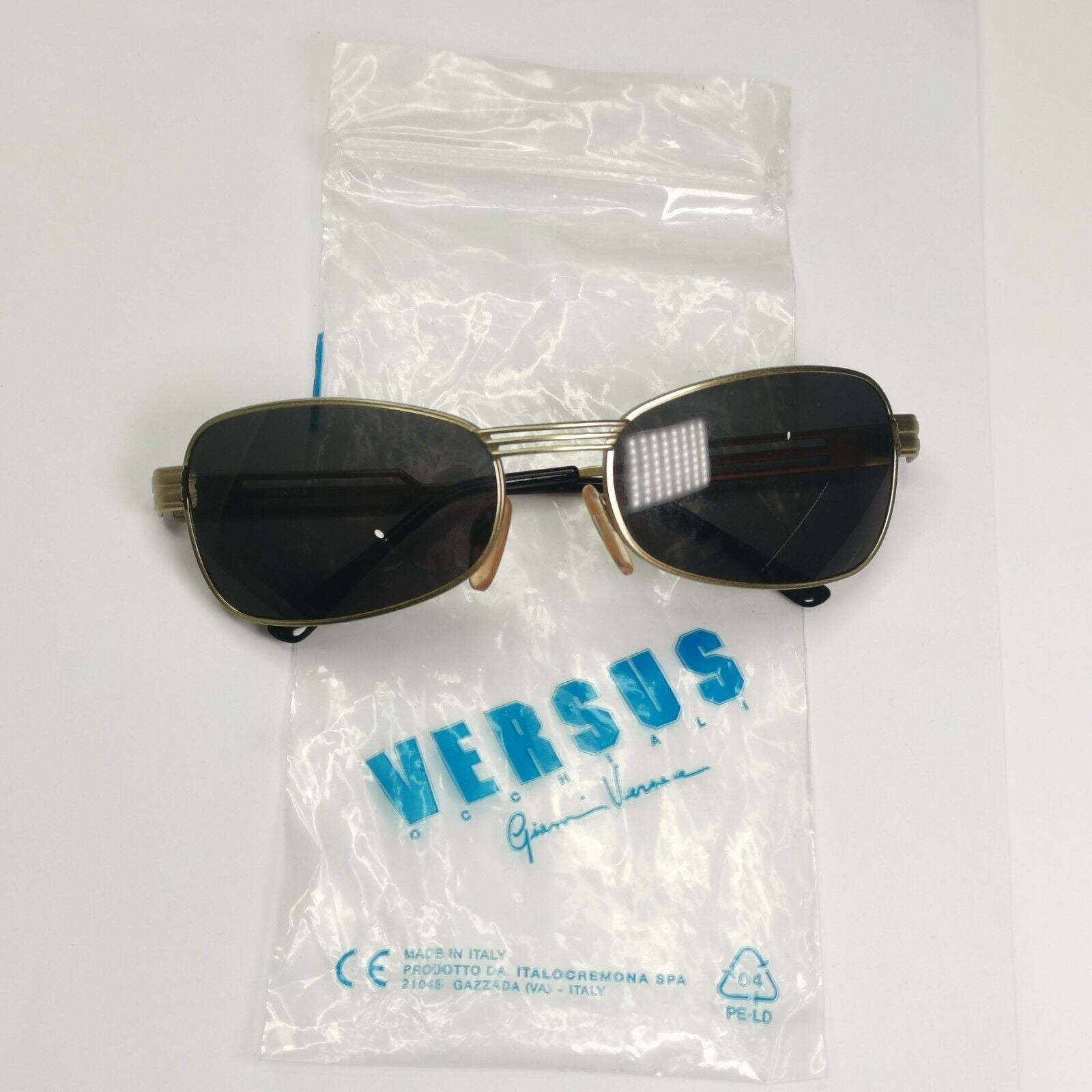 Versus 1996 by Gianni Versace Vintage Gold Black Sunglasses MOD F33 COL 86M