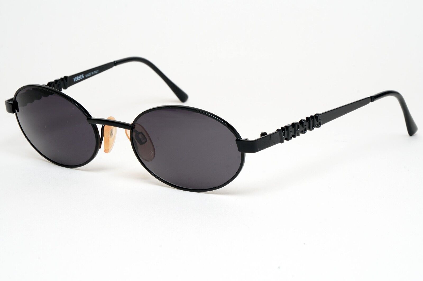 Versus Sunglasses 1996 by Gianni Versace Vintage Black Oval MOD R26 COL 028