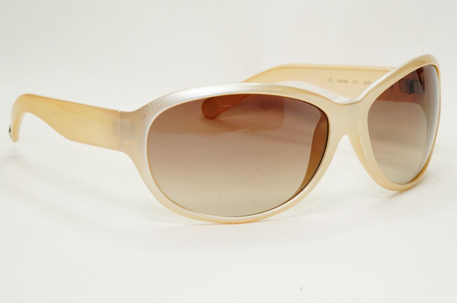 Calvin Klein Sunglasses 2005 Vintage Beige Brown Gradient Wrap 3054S 271 121124