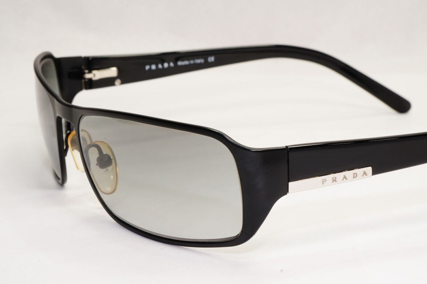 Prada Sunglasses 2006 Vintage Black Rectangle Grey PR52FS SPR 52F 1BO-3M1 270324