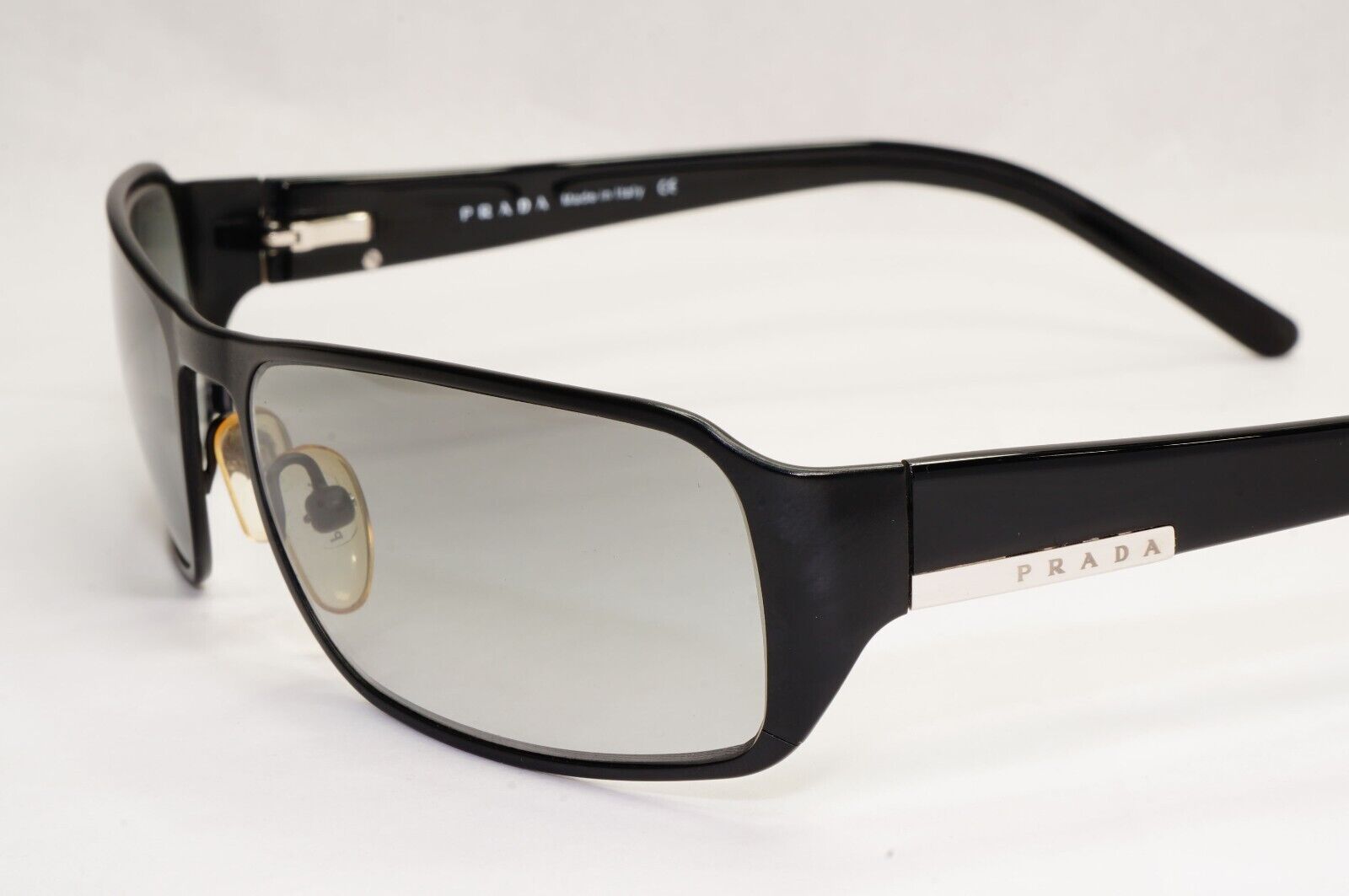 Prada Sunglasses 2006 Vintage Black Rectangle Grey PR52FS SPR 52F 1BO-3M1 270324