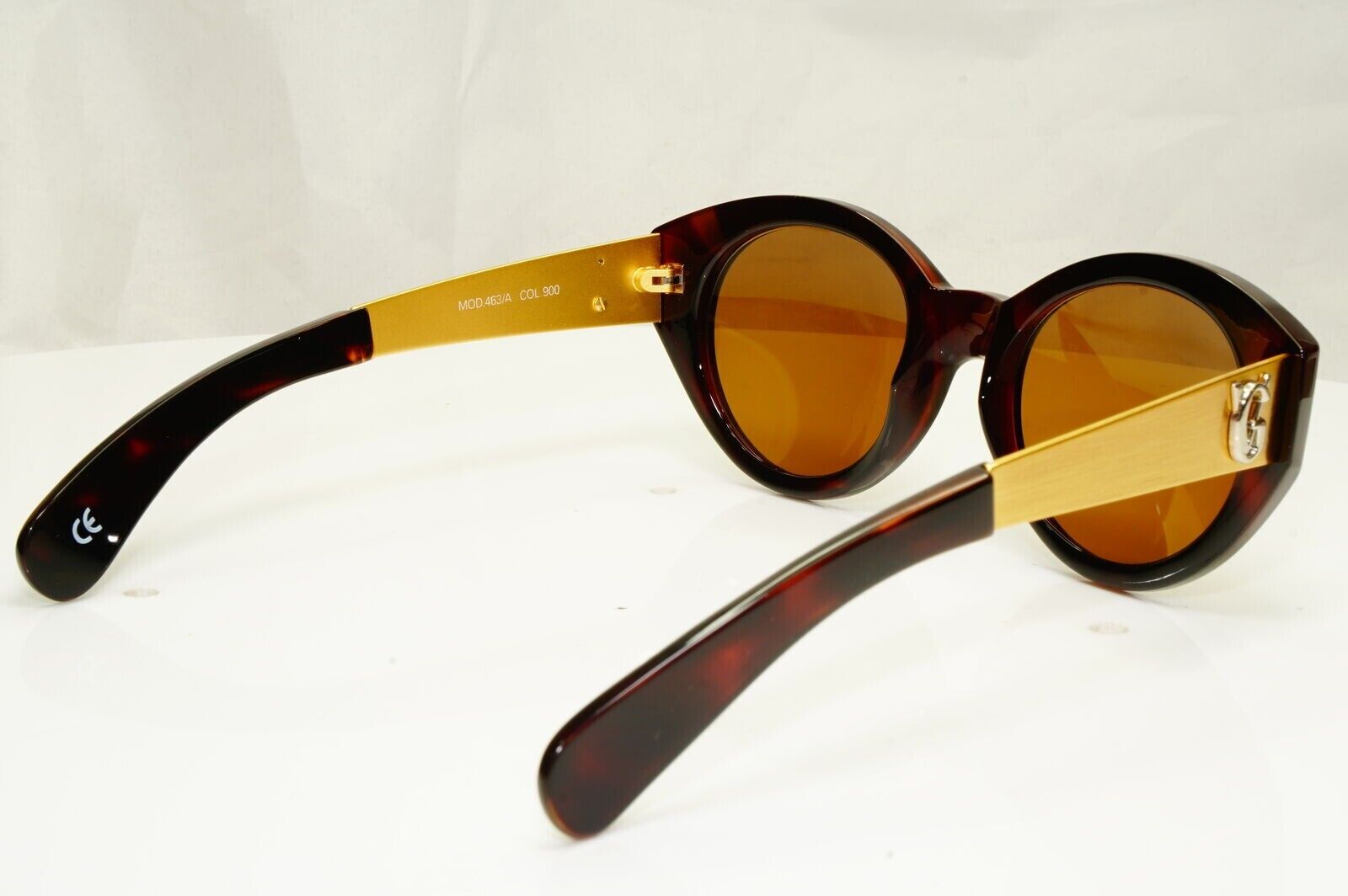 Gianni Versace 1996 Womens Vintage Gold Brown Sunglasses MOD 463/A COL 900