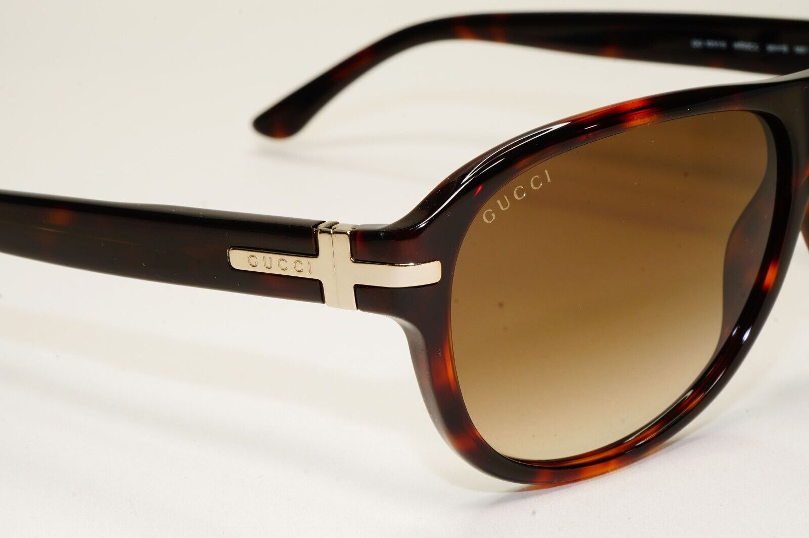 Gucci Sunglasses 2012 Vintage Brown Gold Pilot Unisex GG 1051/S WR9CC 171024