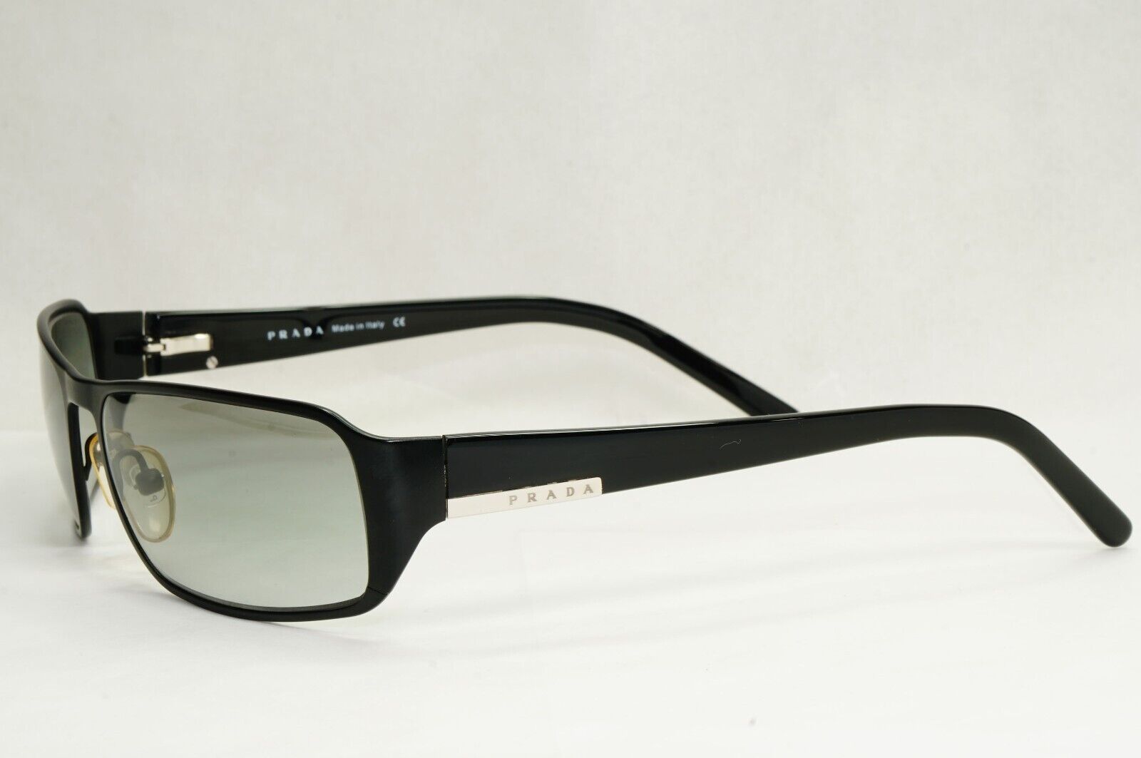 Prada Sunglasses 2006 Vintage Black Rectangle Grey PR52FS SPR 52F 1BO-3M1 270324