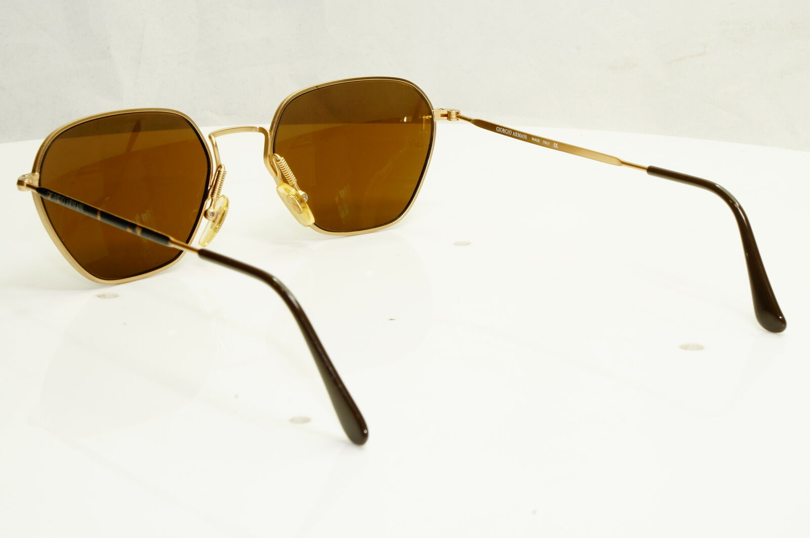 Authentic Giorgio Armani 1997 Vintage Sunglasses Metal Brown Mens Womens 619 746
