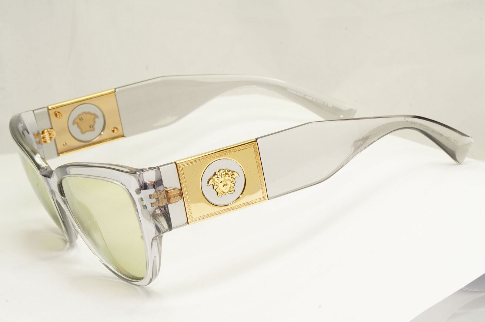 Authentic Versace Womens Clear Gold Big Medusa Logo Sunglasses 4398 5305/V9