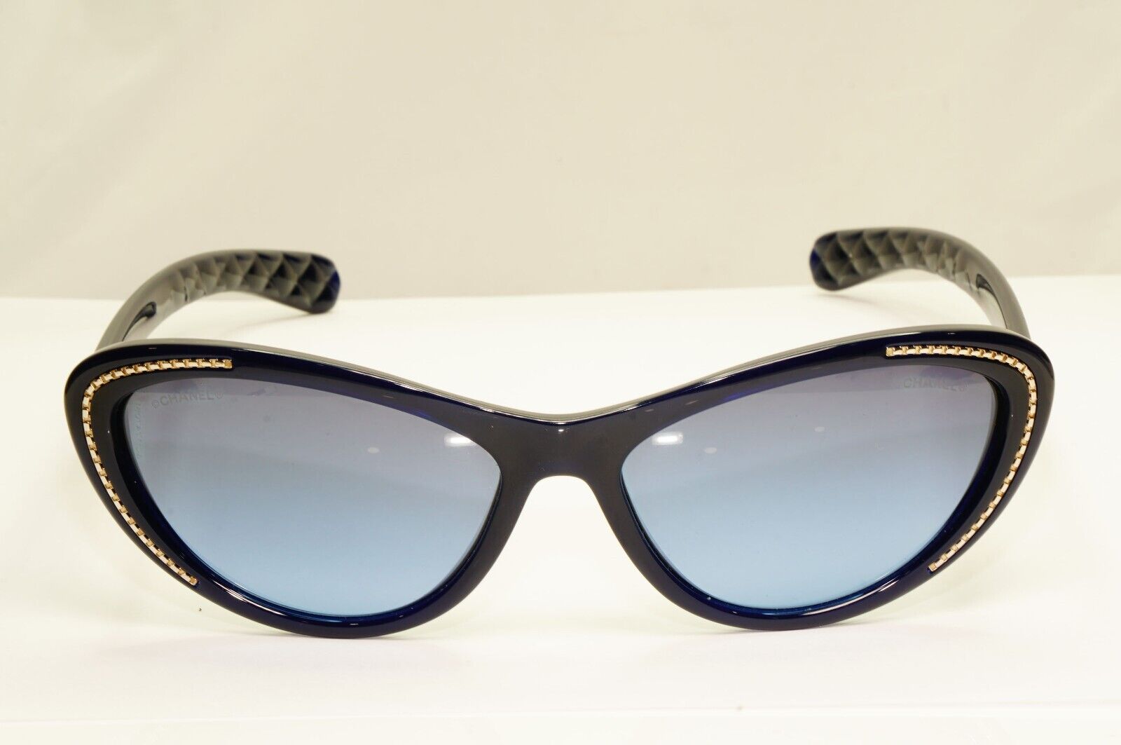 Chanel Navy Blue Sunglasses Gradient Gold Womens Fashion CH 6039 c.503/S2