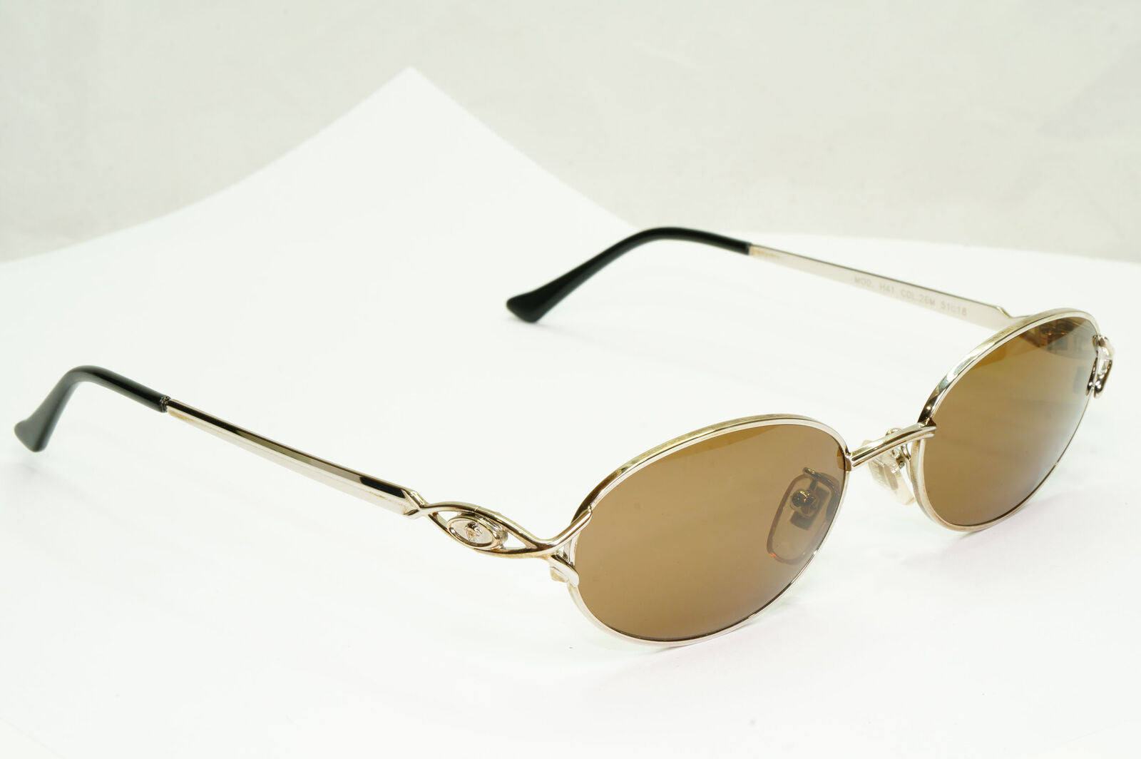 Gianni Versace 1995 Sunglasses Vintage Silver Brown Oval MOD H41 COL 26M