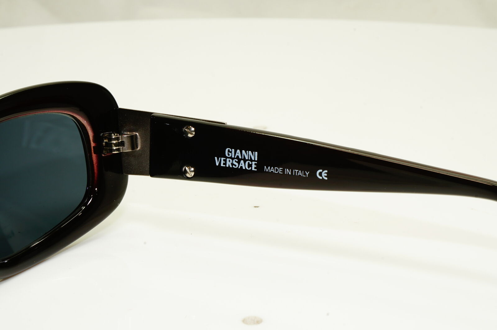 Gianni Versace 1996 Unisex Vintage Brown Medusa Sunglasses MOD 257/M COL 381