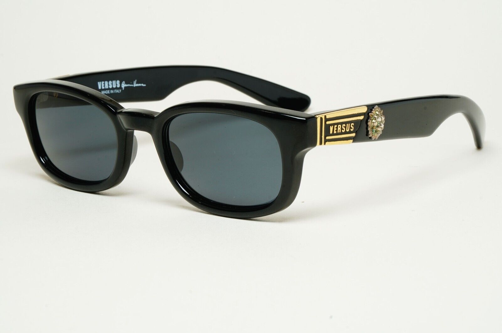 Versus Sunglasses 1996 by Gianni Versace Vintage Black Lion MOD EZ8 COL 852