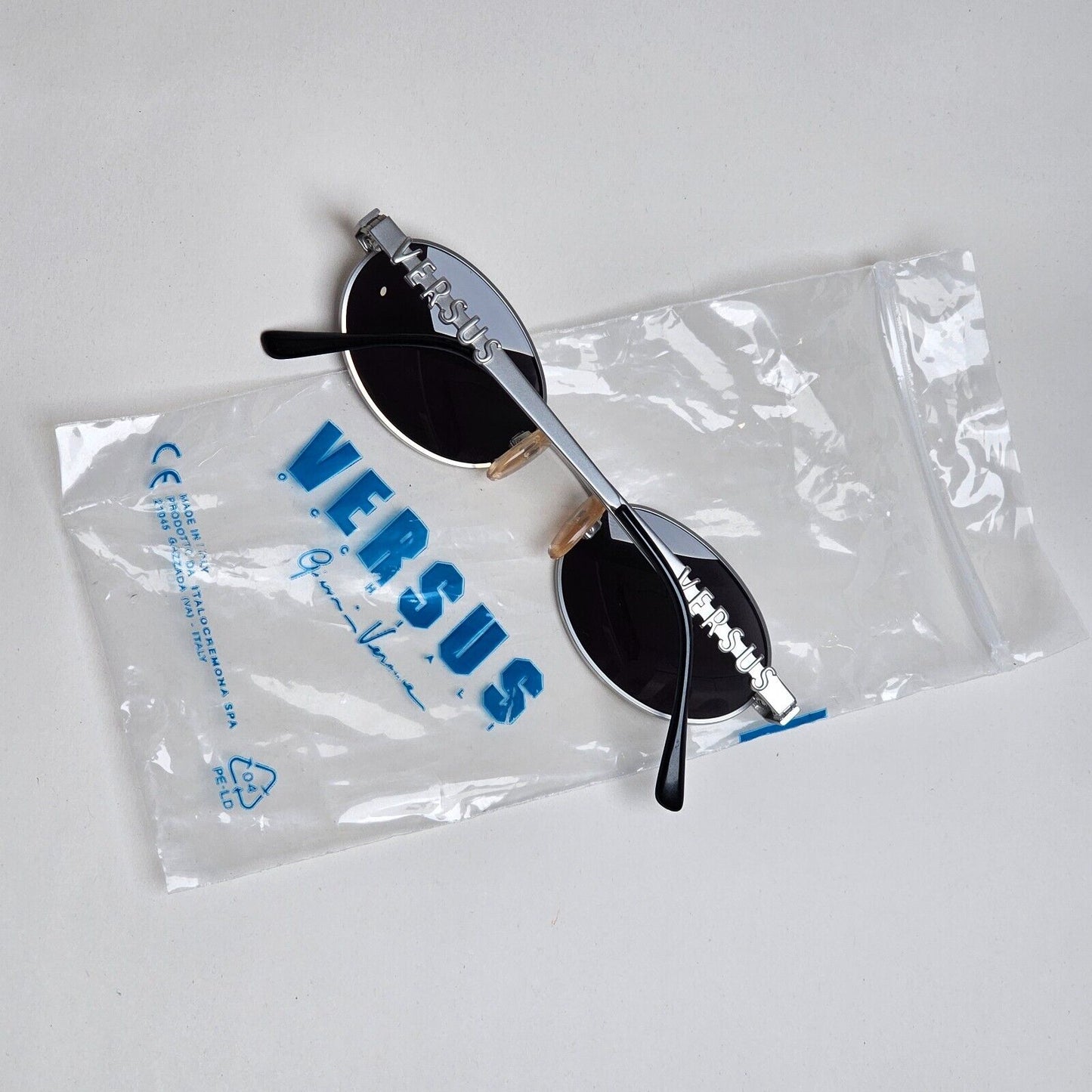 Versus Sunglasses 1996 by Gianni Versace Vintage Silver Oval MOD R26 COL 22M