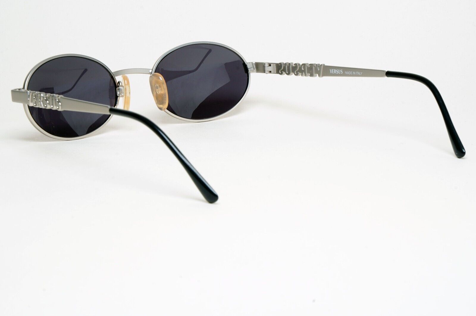 Versus Sunglasses 1996 by Gianni Versace Vintage Silver Oval MOD R26 COL 22M