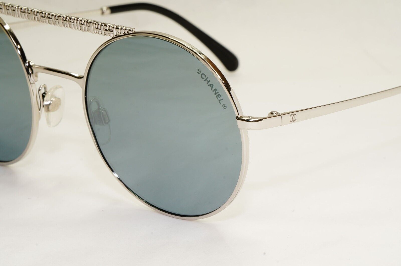 Chanel Sunglasses Silver Grey Mirrored Round Pilot Metal 4232 c.124/6G 200324