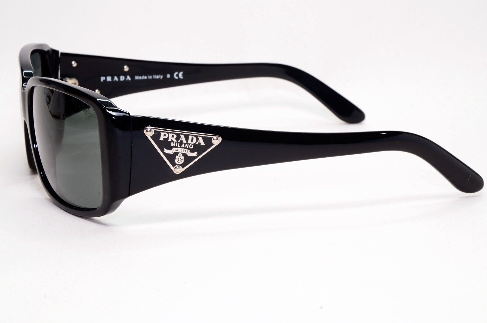 Prada Sunglasses 2011 Vintage Black Triangle Logo PR16LS SPR 16L 1AB-1A1 151024