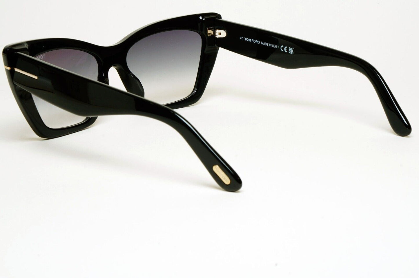 Tom Ford Sunglasses Wyatt Black Grey Gradient Thick Cat Eye FT0871 TF 871 01B