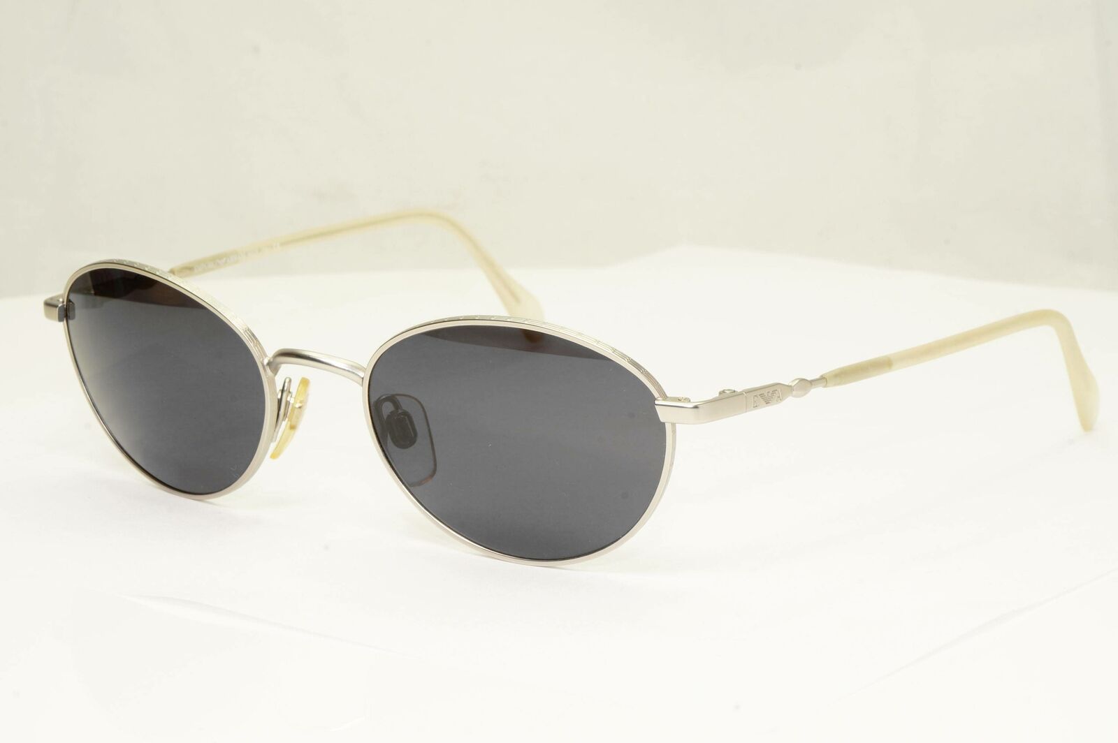 Emporio Armani 1997 Vintage Sunglasses Mens Womens Oval Silver Metal 069-S 881