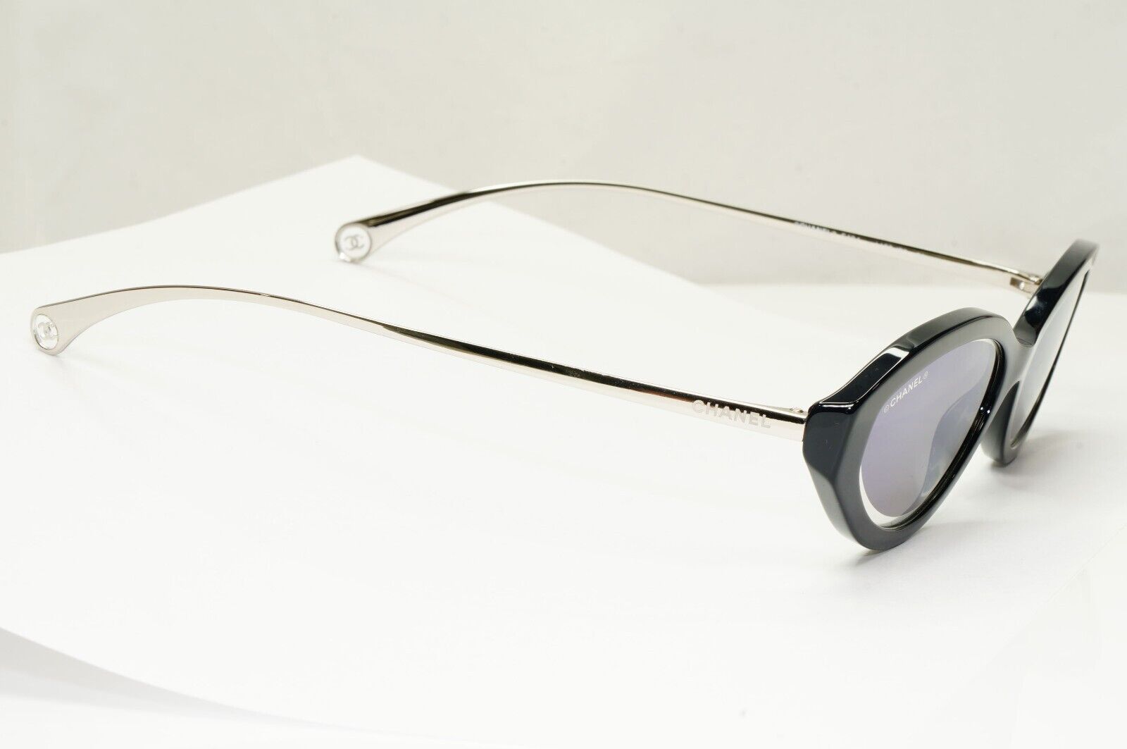 Chanel 2020 Sunglasses Dark Blue Mirror Silver Slim Rectangle 5424 c.1462/ED [A]