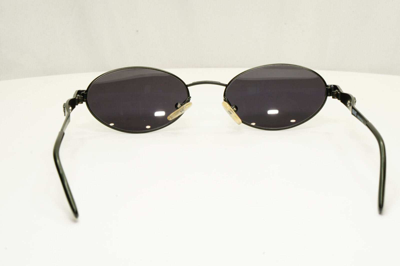 Gianni Versace 1996 Vintage Black Medusa Oval Metal Sunglasses MOD S08 COL 028