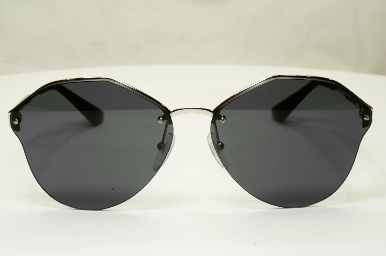 Authentic Prada Womens Cinema Collection Sunglasses Black Silver SPR 64T 1BC-5S0
