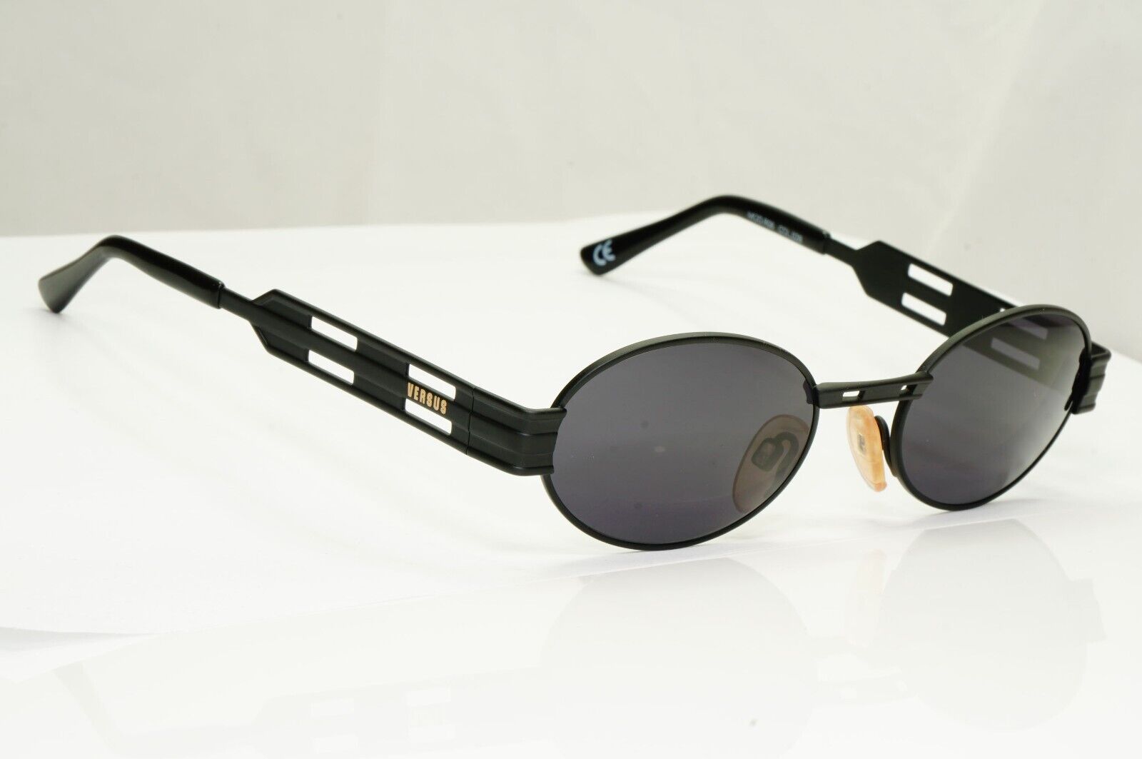Versus 1996 by Gianni Versace Vintage Matte Black Sunglasses MOD R06 COL 09M