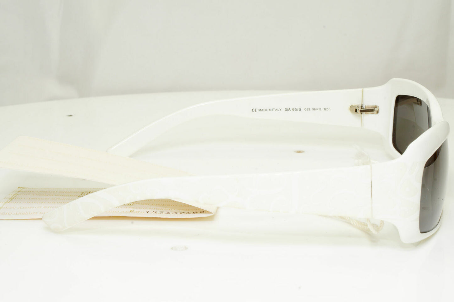 Giorgio Armani Womens Vintage 2002 Sunglasses White Ivory GA 65/S C29 31842