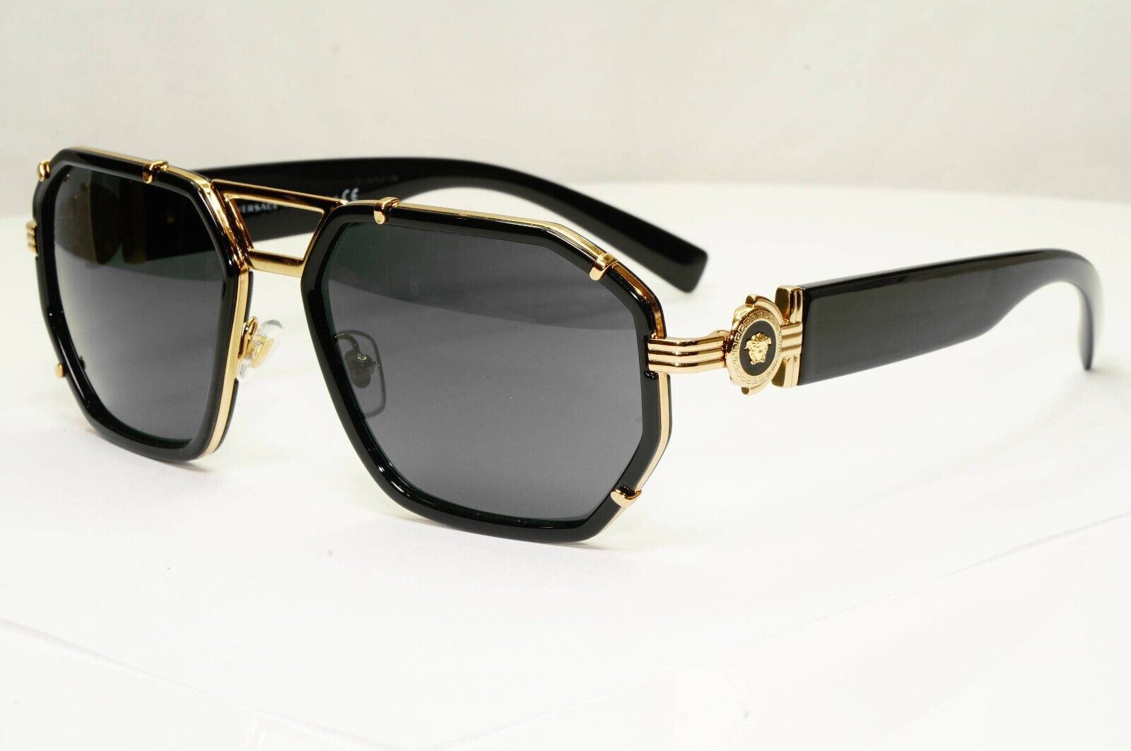 Versace Sunglasses Black Gold Medusa Angular Navigator MOD VE 2228 1002/87 58mm