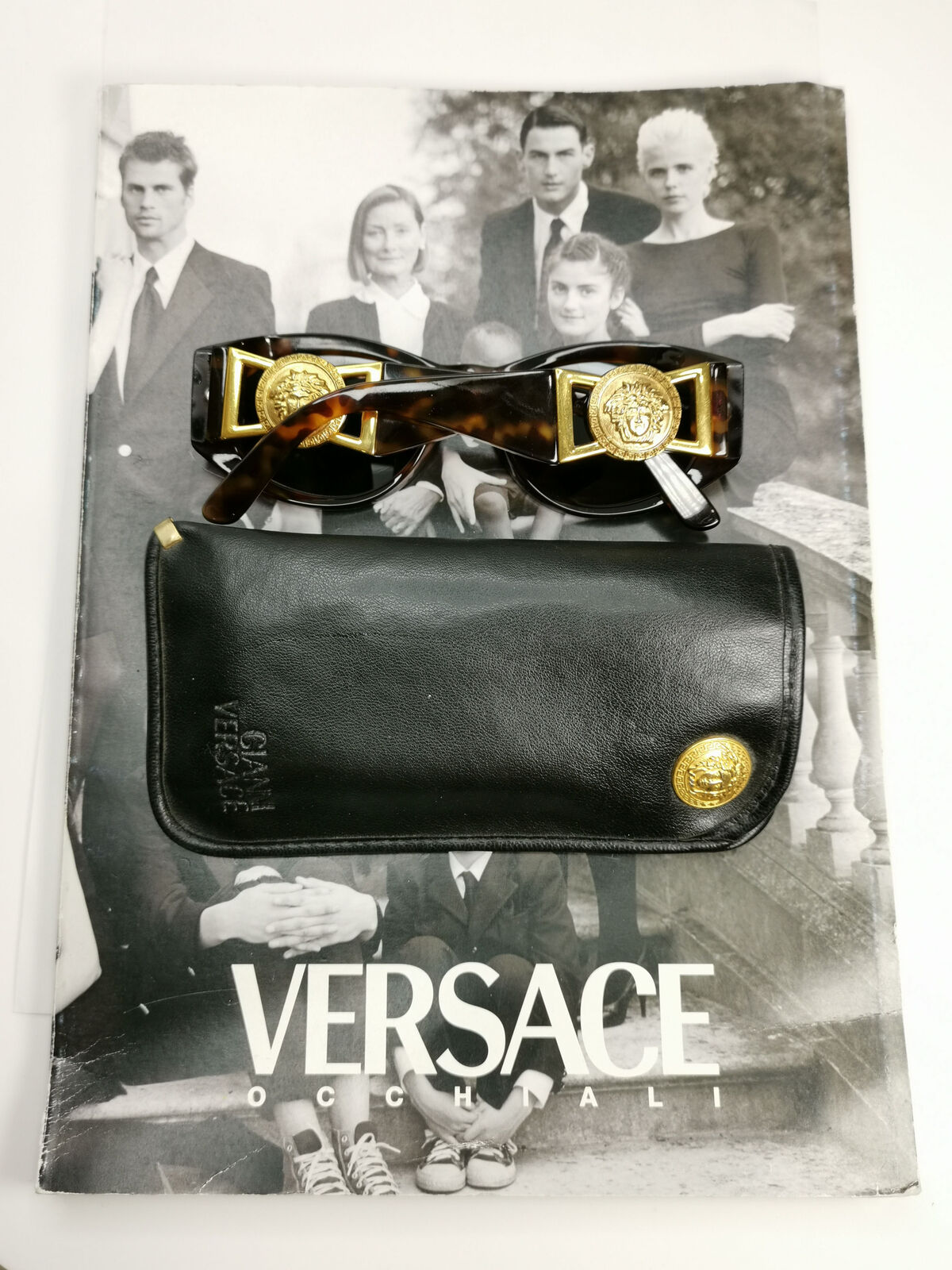 Gianni Versace 1993 Tortoisehell Sunglasses Gold Medusa Biggie MOD 424 COL 869OD
