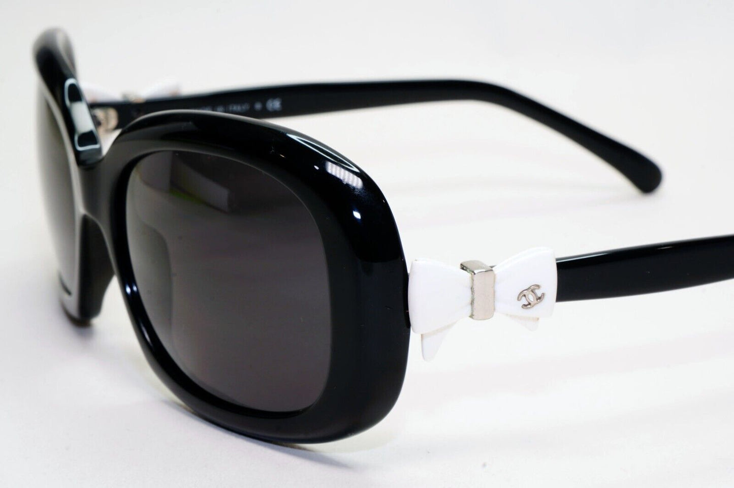 Chanel Sunglasses Bow White Black Square Year 2010 5170 c.501/3C 50mm 230924