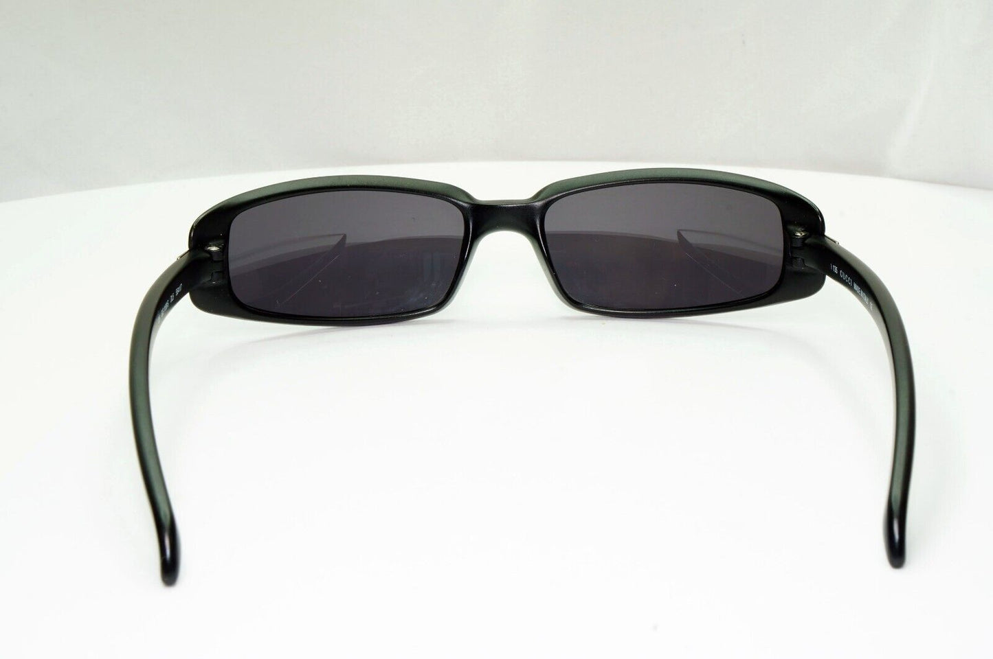Gucci 1998 Vintage Sunglasses Black Matte Wrap Rectangle GG 1188/S DL5 301024